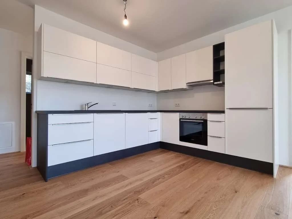 4-Zimmer-Wohnung mieten in Grieskirchen – 94 m², € 1.355 – Bild 1 von 8