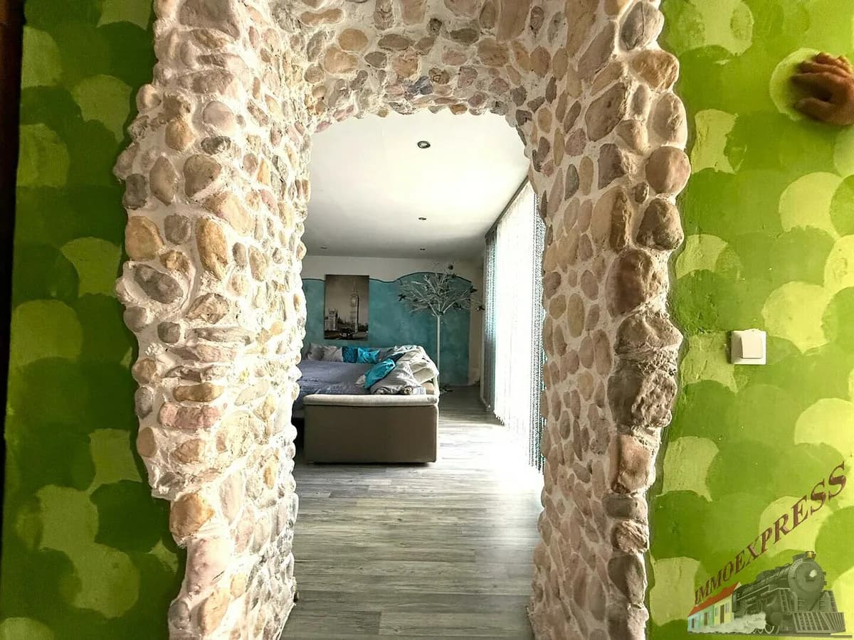 Haus kaufen in Neunkirchen – 170 m², € 249.990 – Bild 10 von 17