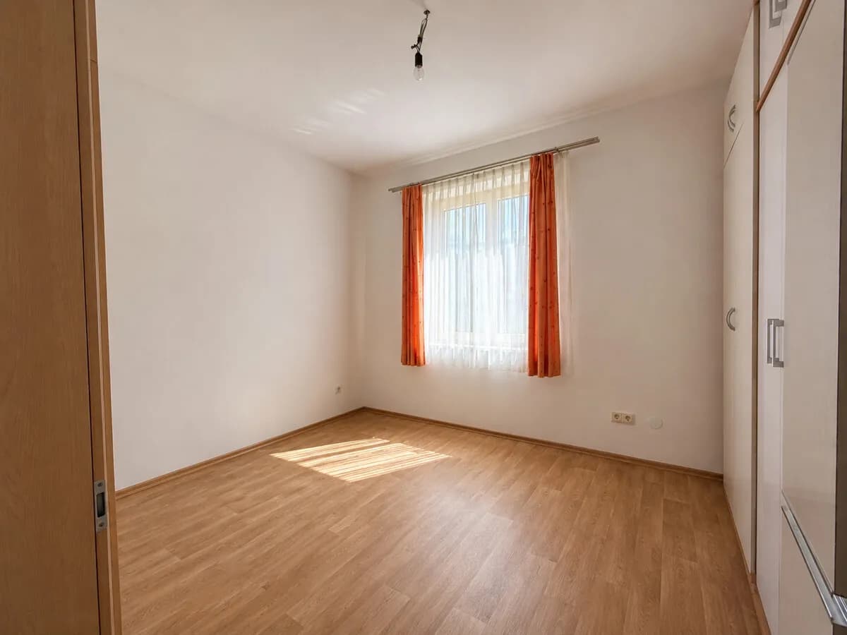5-Zimmer-Haus kaufen in Neunkirchen – 137,5 m², € 439.000 – Bild 8 von 19