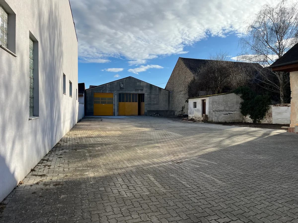 Gewerbeimmobilie mieten in Mistelbach – 1 457 m², € 3.300 – Bild 3 von 6