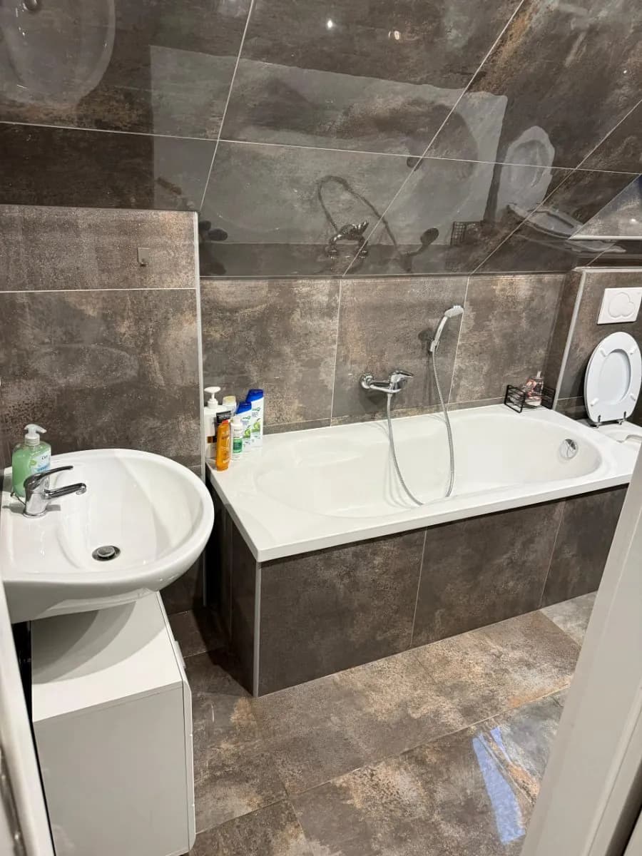 4-Zimmer-Wohnung mieten in Bruck-Mürzzuschlag – 130 m², € 1.000 – Bild 16 von 19