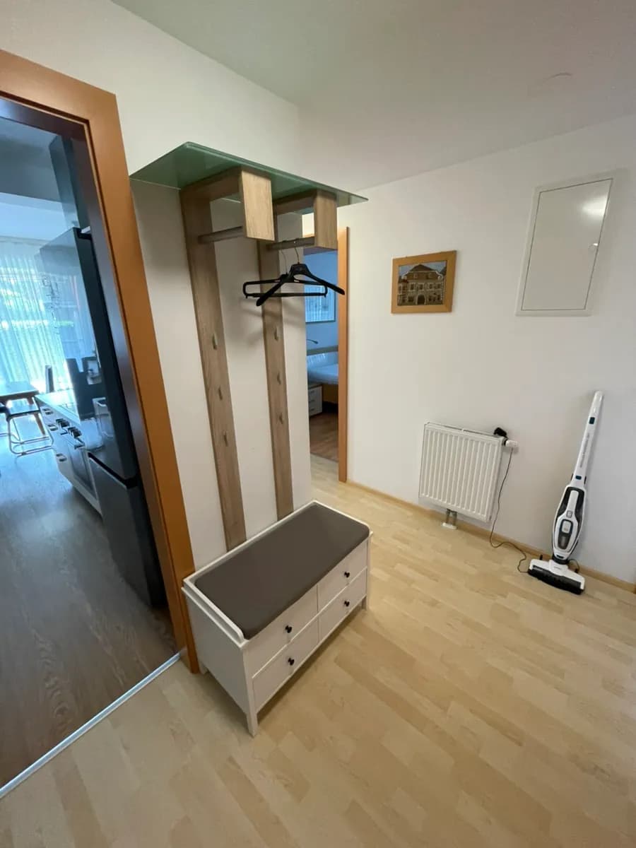 5-Zimmer-Wohnung mieten in Neunkirchen – 88 m², € 1.190 – Bild 1 von 11