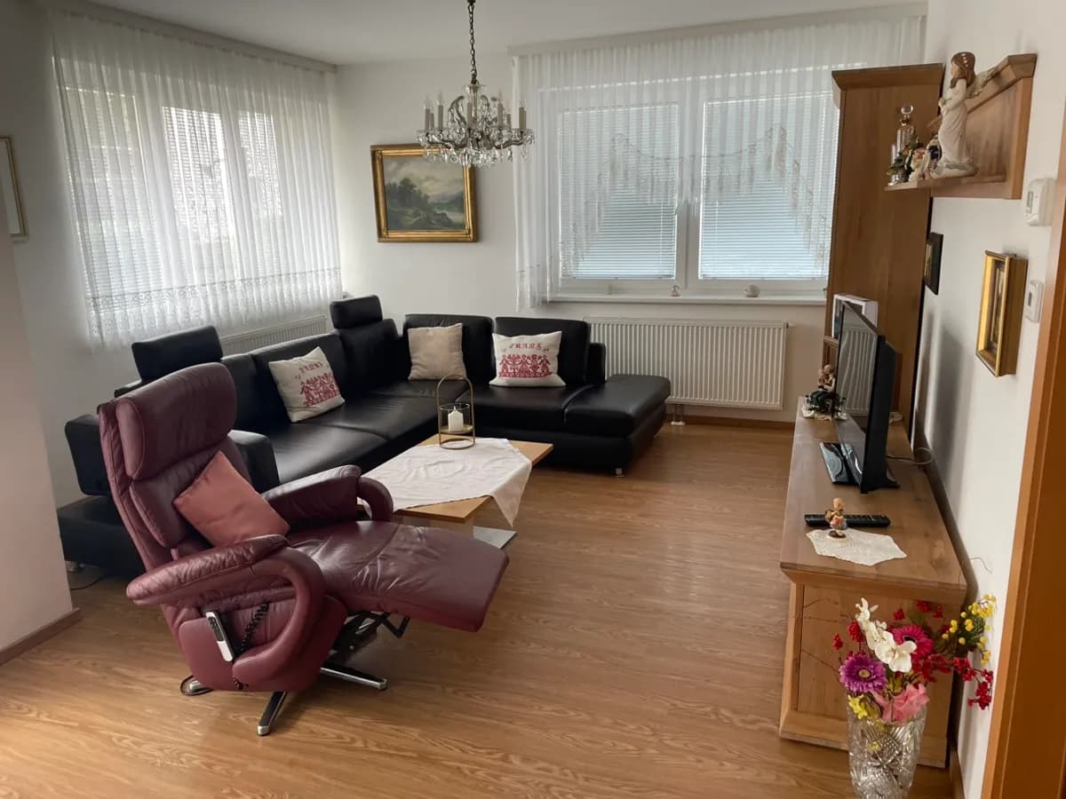 5-Zimmer-Wohnung mieten in Neunkirchen – 88 m², € 1.190 – Bild 10 von 11