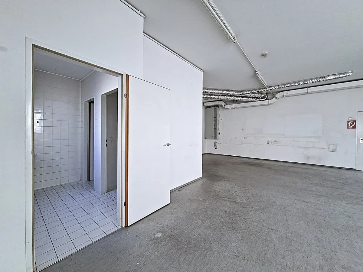Gewerbeimmobilie mieten in Steyr – 343 m² – Bild 11 von 17