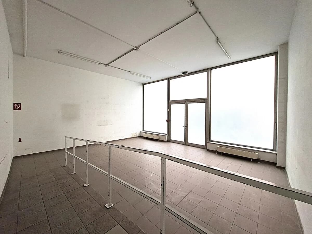 Gewerbeimmobilie mieten in Steyr – 343 m² – Bild 13 von 17