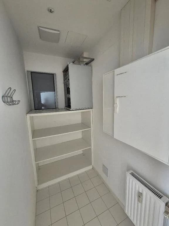 14-Zimmer-Gewerbeimmobilie mieten in Wien – 491 m², € 8.933 – Bild 7 von 11
