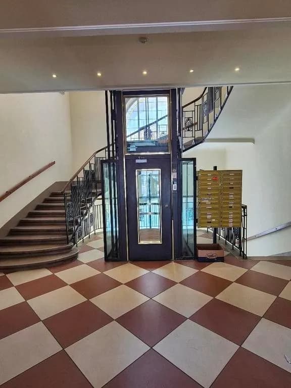 14-Zimmer-Gewerbeimmobilie mieten in Wien – 491 m², € 8.933 – Bild 8 von 11