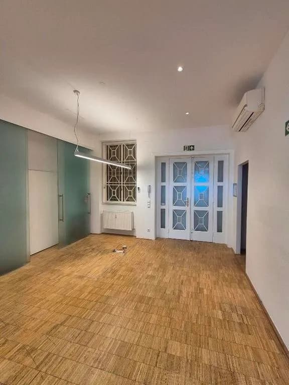14-Zimmer-Gewerbeimmobilie mieten in Wien – 491 m², € 8.933 – Bild 11 von 11