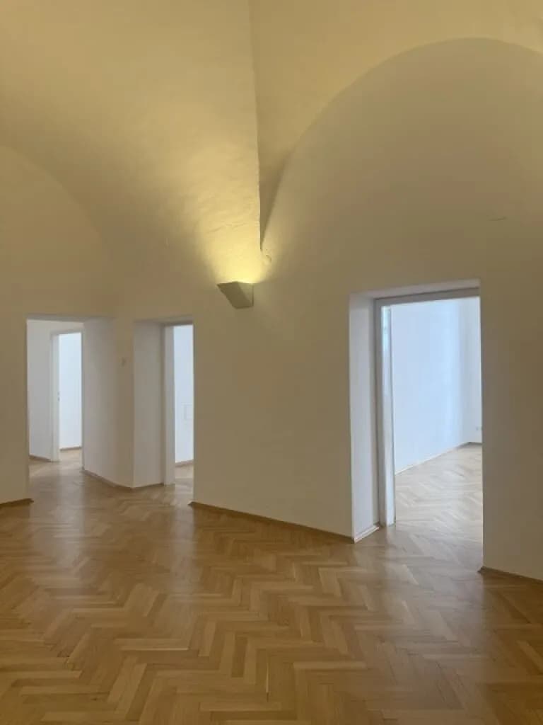 6-Zimmer-Gewerbeimmobilie mieten in Graz – 175 m², € 2.040 – Bild 32 von 37