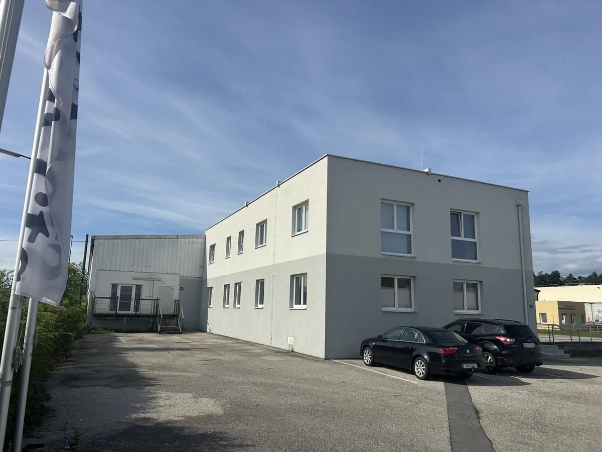 Gewerbeimmobilie mieten in Linz Land – 1 200 m² – Bild 4 von 11