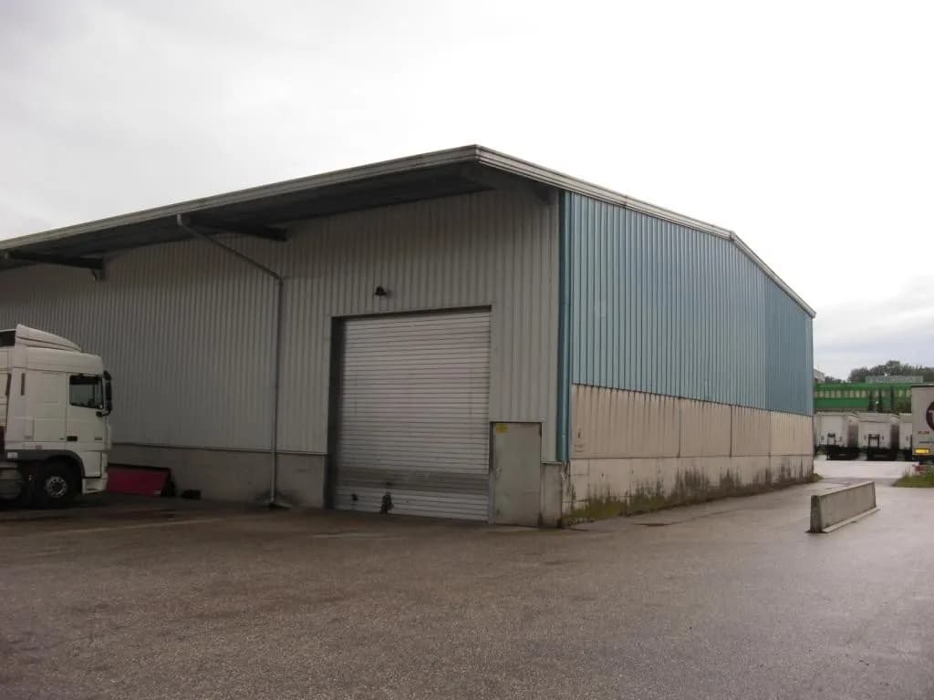 Gewerbeimmobilie mieten in Linz Land – 1 200 m² – Bild 7 von 11