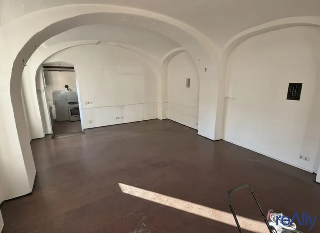 6-Zimmer-Gewerbeimmobilie mieten in Wien – 223 m², € 1.950 – Bild 3 von 14