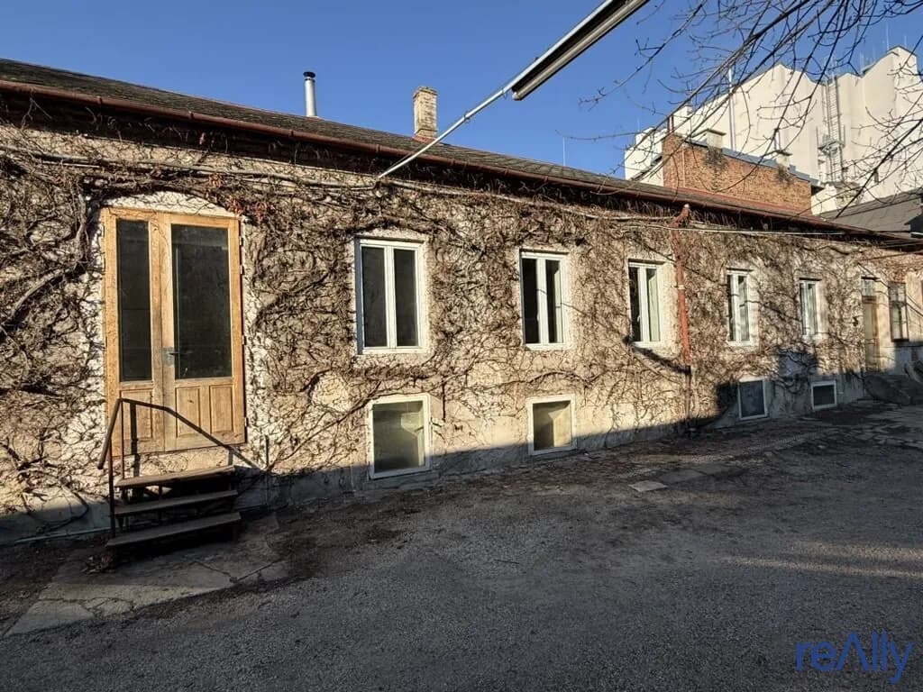6-Zimmer-Gewerbeimmobilie mieten in Wien – 223 m², € 1.950 – Bild 5 von 14