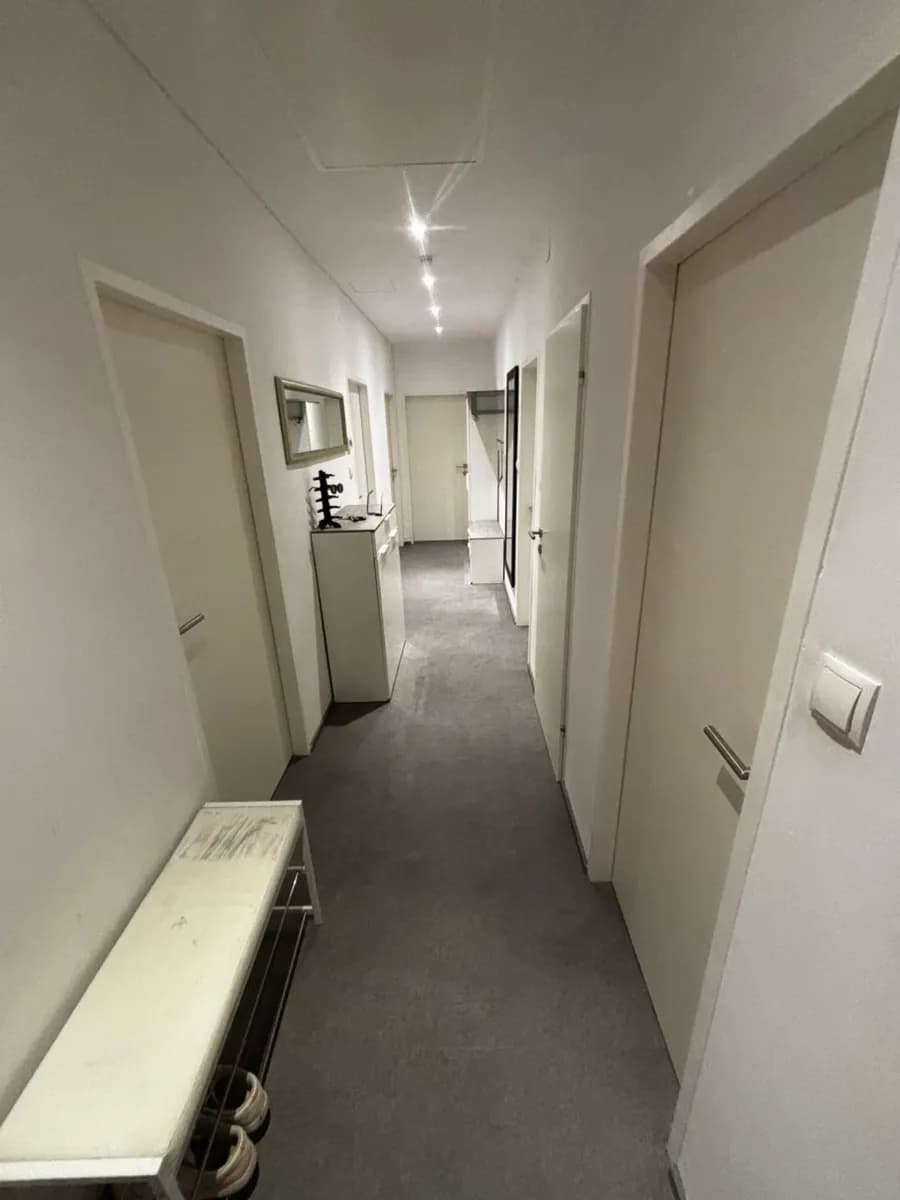 3-Zimmer-Wohnung mieten in Baden – 76 m², € 1.150 – Bild 2 von 11