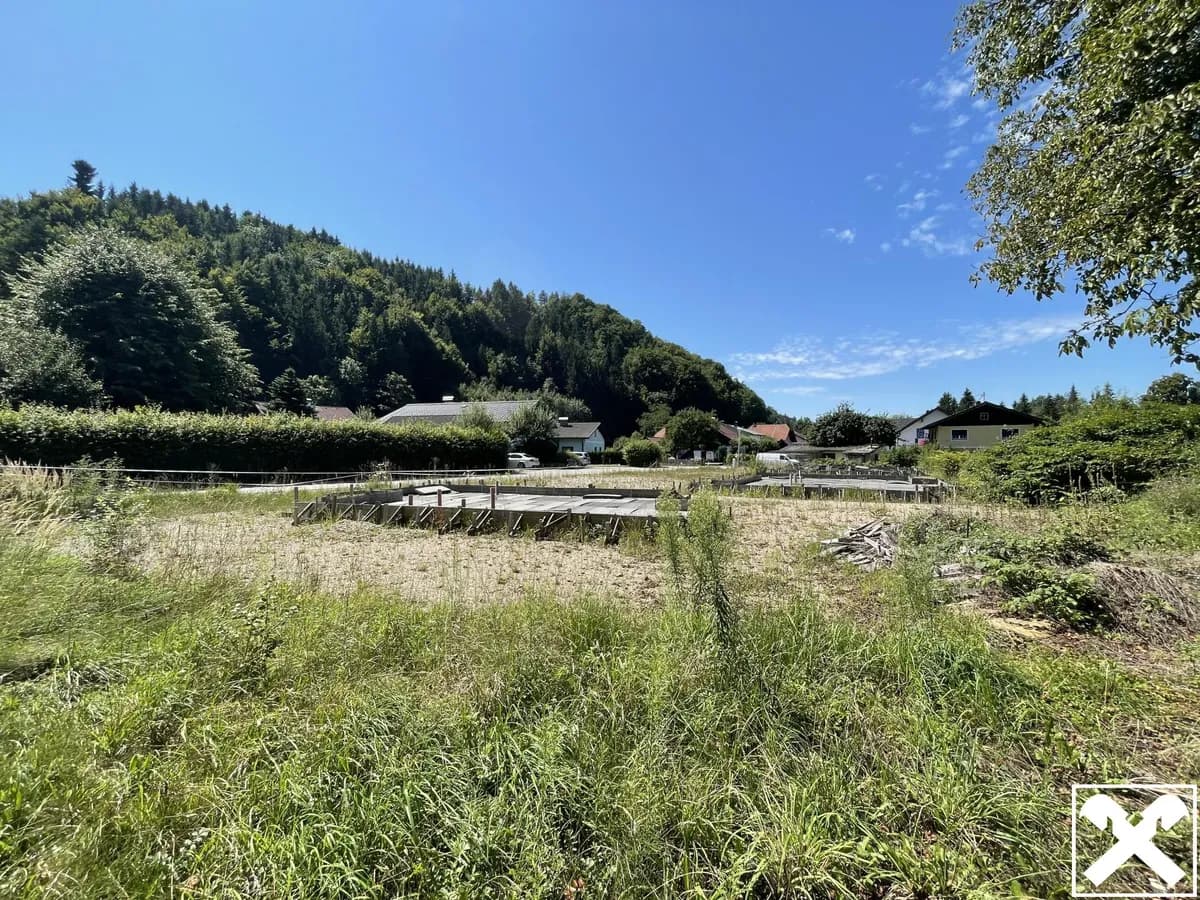 Grundstück mieten in Braunau am Inn – 3 343 m², € 2.206