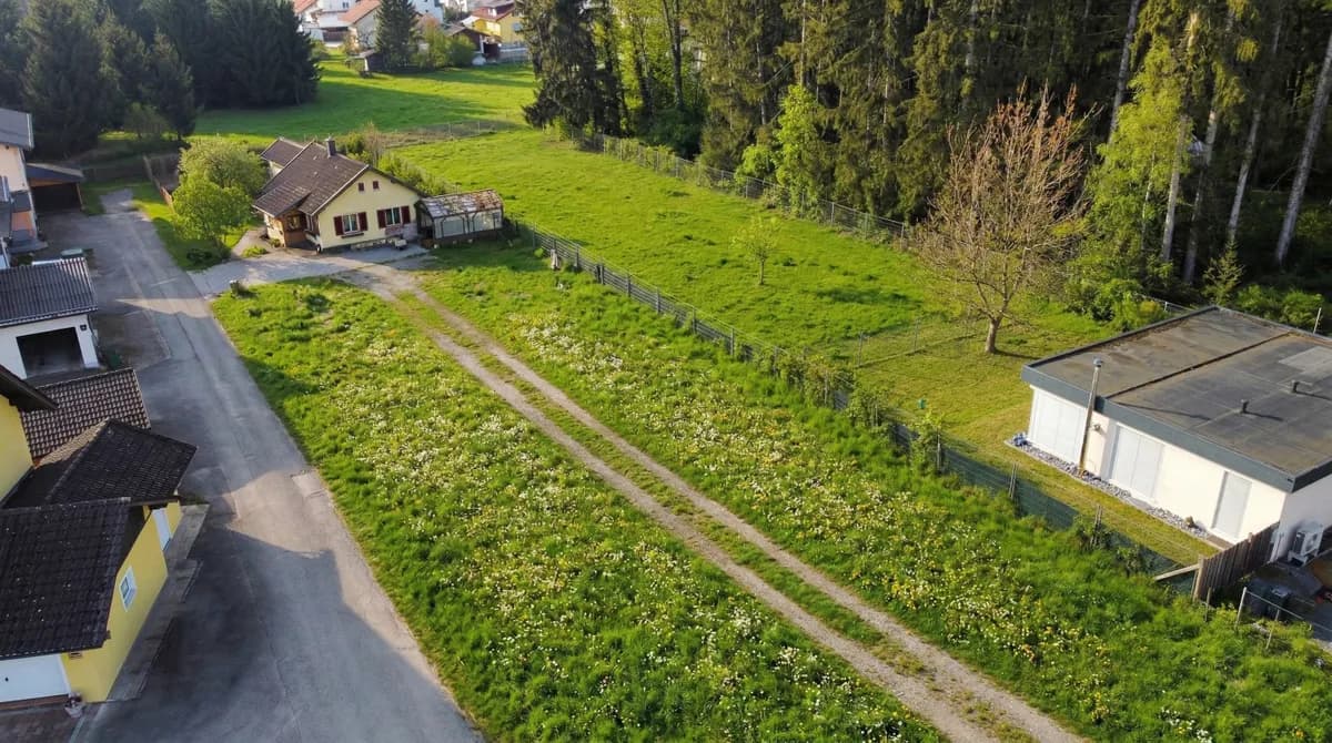 Grundstück kaufen in Salzburg-Umgebung – 611 m², € 299.000 – Bild 2 von 2