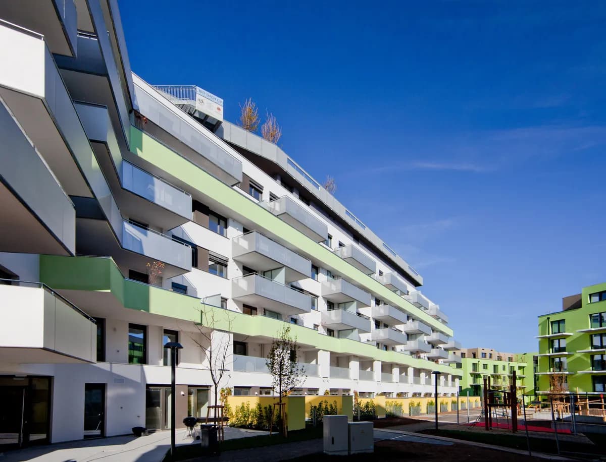 Gewerbeimmobilie mieten in Wien – 167 m², € 1.960