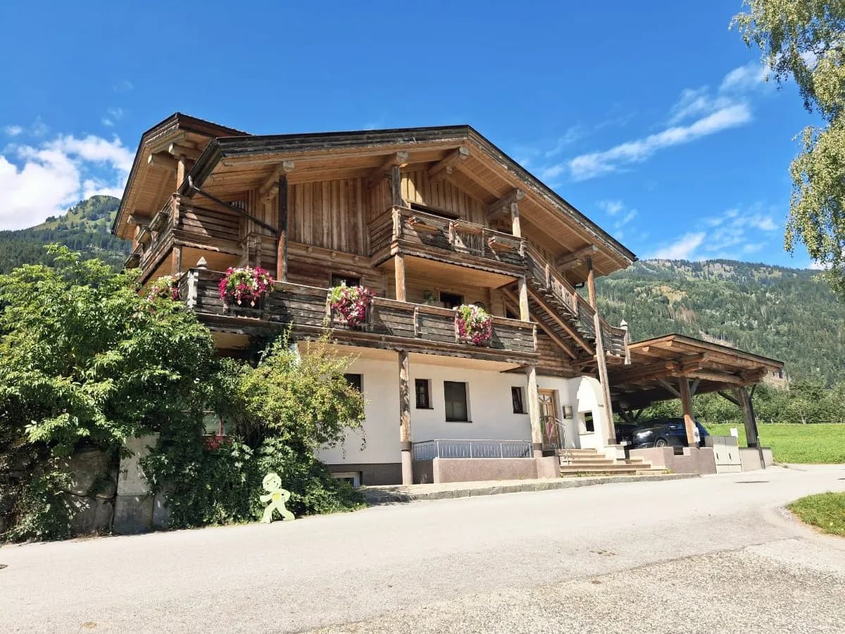 2-Zimmer-Wohnung mieten in Sankt Johann im Pongau – 84 m², € 1.300 – Bild 2 von 16
