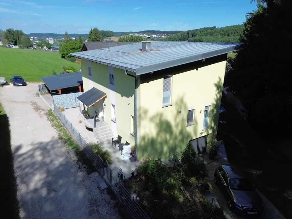5-Zimmer-Haus kaufen in Vöcklabruck – 140 m², € 548.000 – Bild 3 von 23