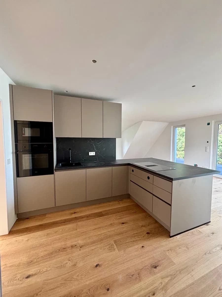 4-Zimmer-Wohnung mieten in Wien – 105 m², € 2.737 – Bild 2 von 10