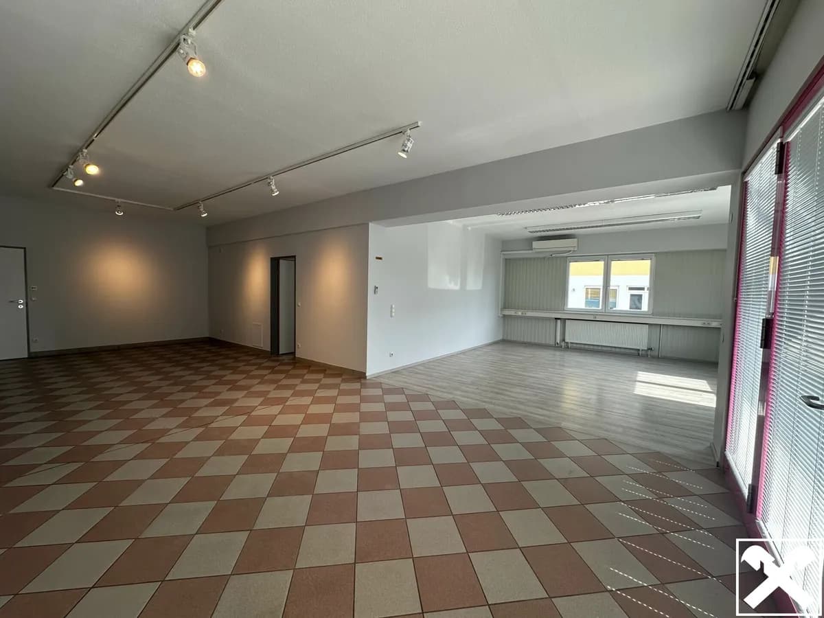 19-Zimmer-Immobilie mieten in Salzburg-Umgebung – 1 120 m², € 14.560 – Bild 8 von 13