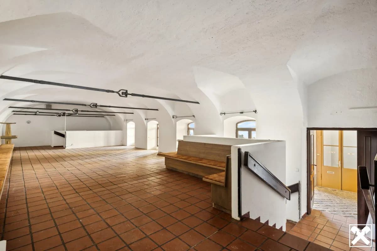 30-Zimmer-Haus kaufen in Hollabrunn – 1 400 m², € 1.790.000 – Bild 19 von 30