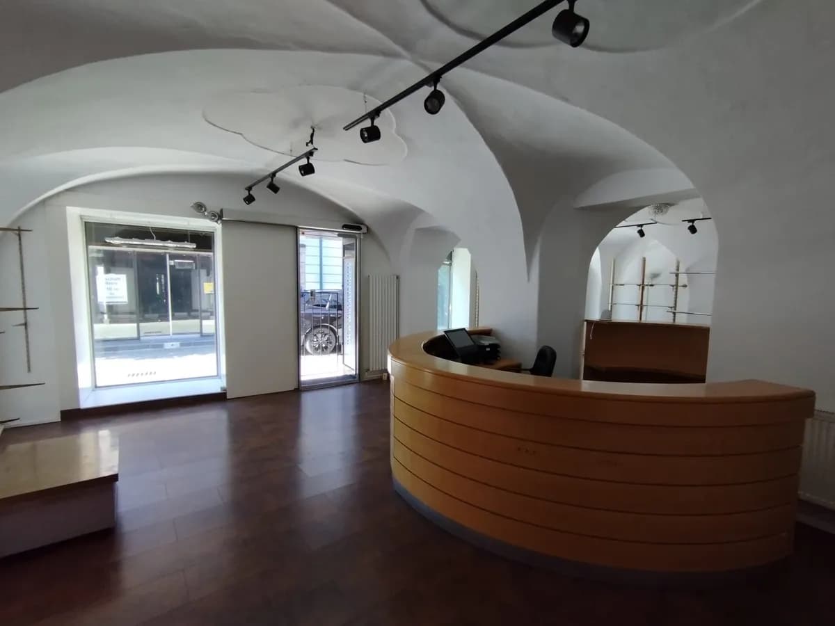 2-Zimmer-Gewerbeimmobilie mieten in Neunkirchen – 98 m², € 750 – Bild 7 von 12