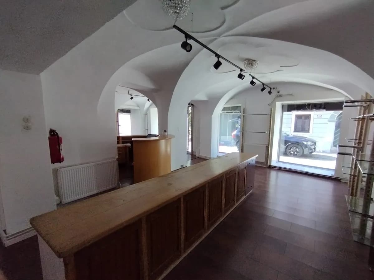 2-Zimmer-Gewerbeimmobilie mieten in Neunkirchen – 98 m², € 750 – Bild 8 von 12
