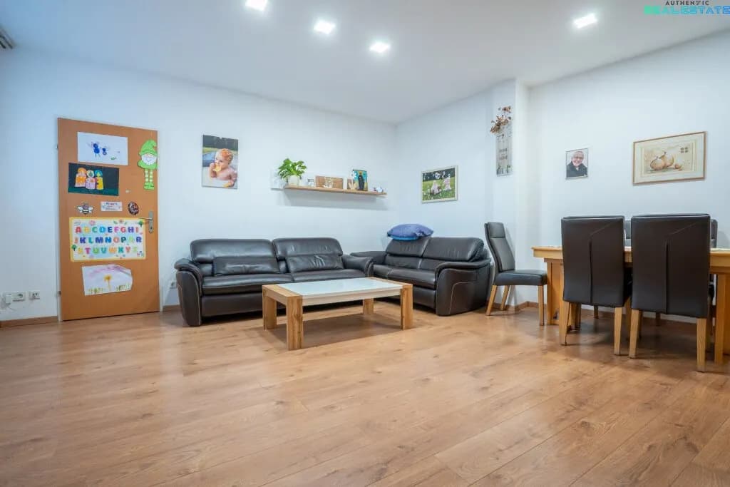 7-Zimmer-Haus kaufen in Mödling – 218 m², € 949.000 – Bild 38 von 49