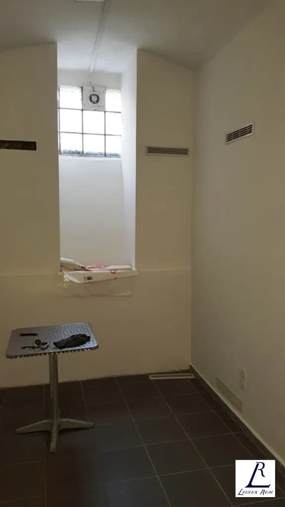 Gewerbeimmobilie mieten in Wien – 68 m², € 479 – Bild 2 von 5