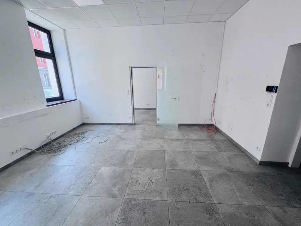 6-Zimmer-Gewerbeimmobilie mieten in Wien – 131 m², € 2.483 – Bild 19 von 25
