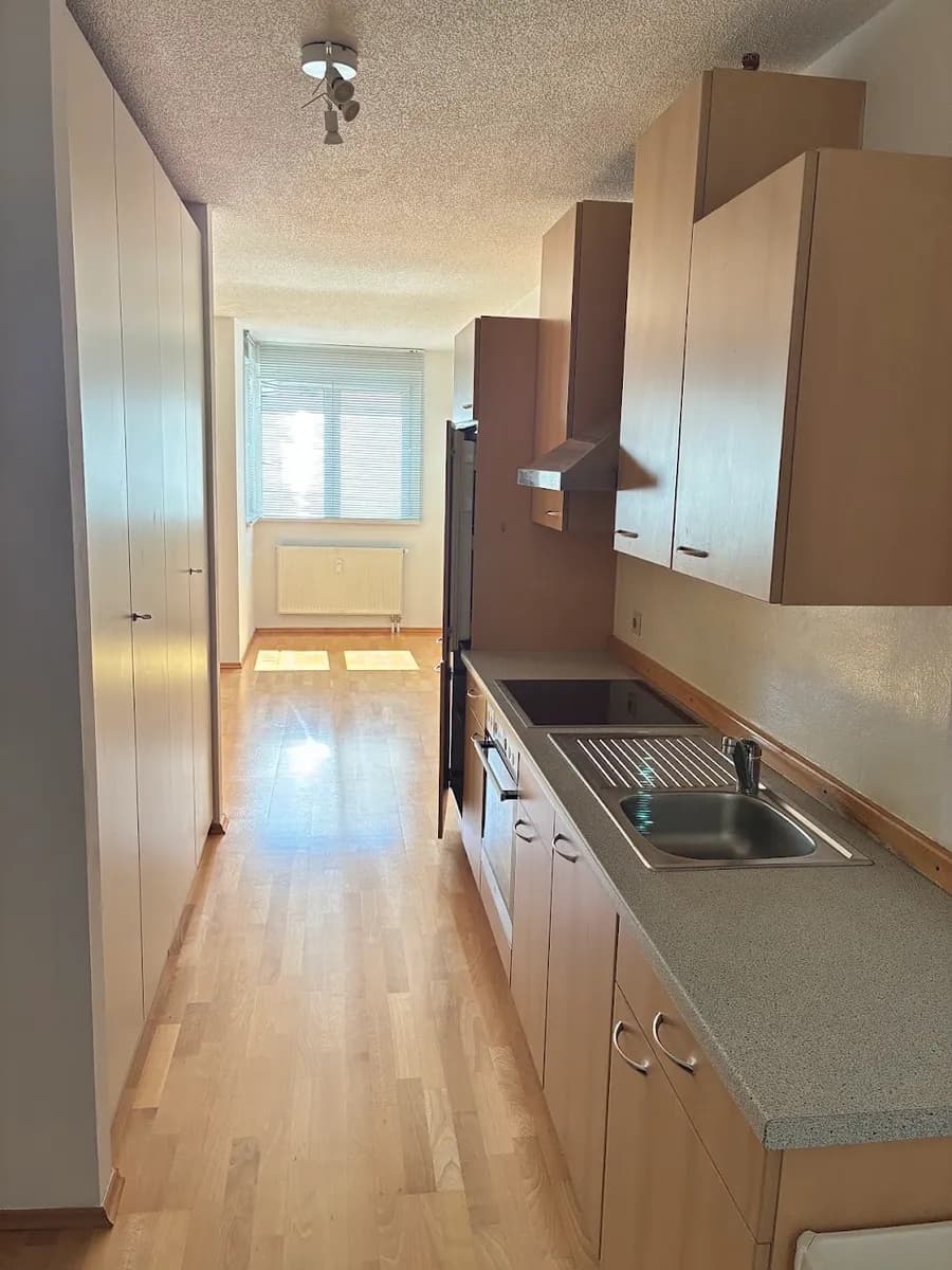 1-Zimmer-Wohnung mieten in Innsbruck – 35 m², € 928 – Bild 6 von 15