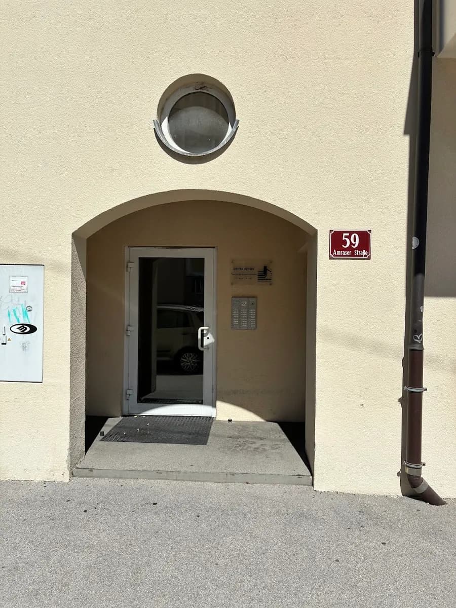 1-Zimmer-Wohnung mieten in Innsbruck – 35 m², € 928 – Bild 13 von 15