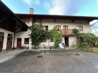 6-Zimmer-Immobilie mieten in Braunau am Inn – 190 m², € 1.050 – Bild 4 von 24
