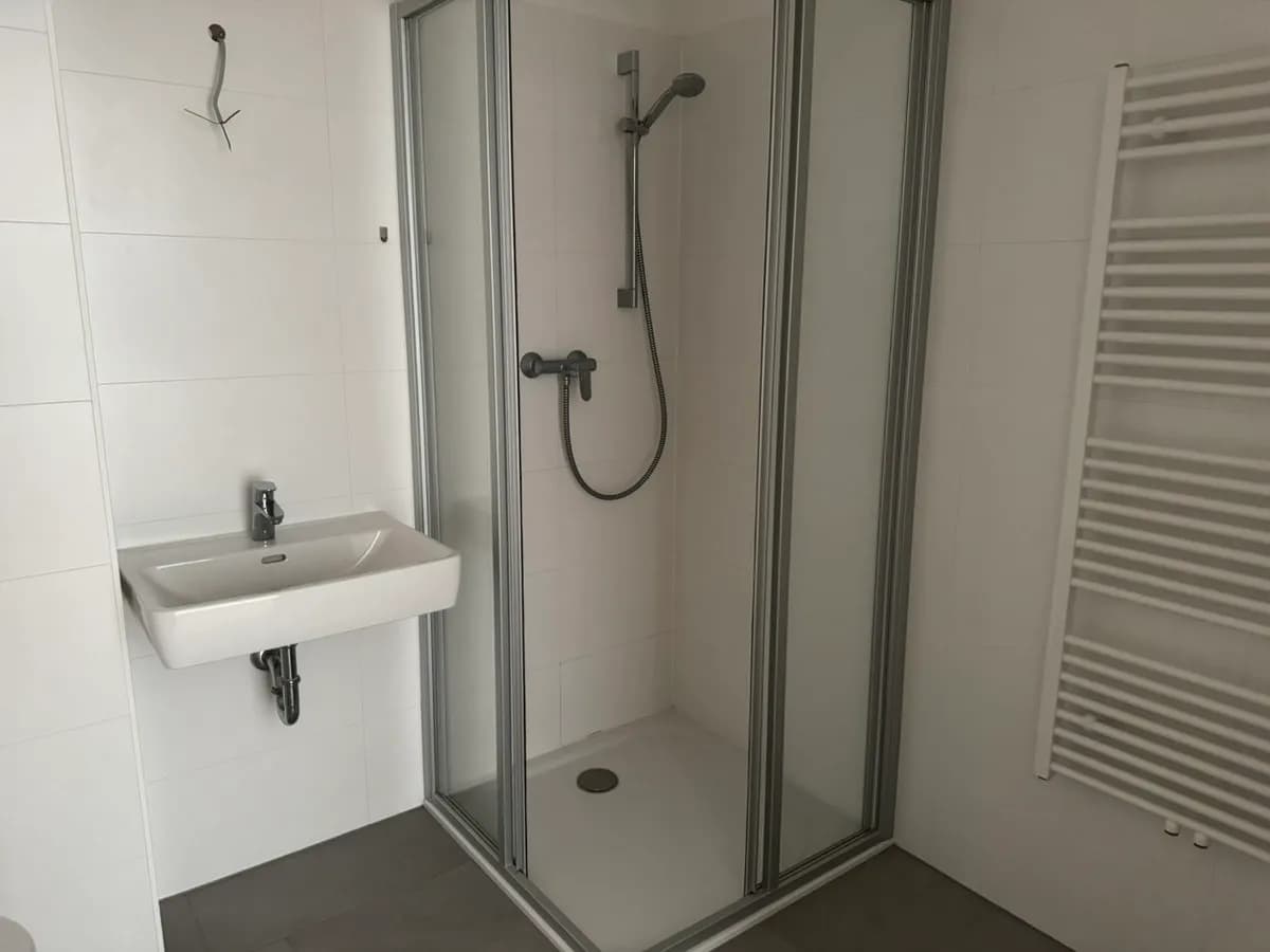 2-Zimmer-Wohnung mieten in Baden – 55 m², € 960 – Bild 2 von 8