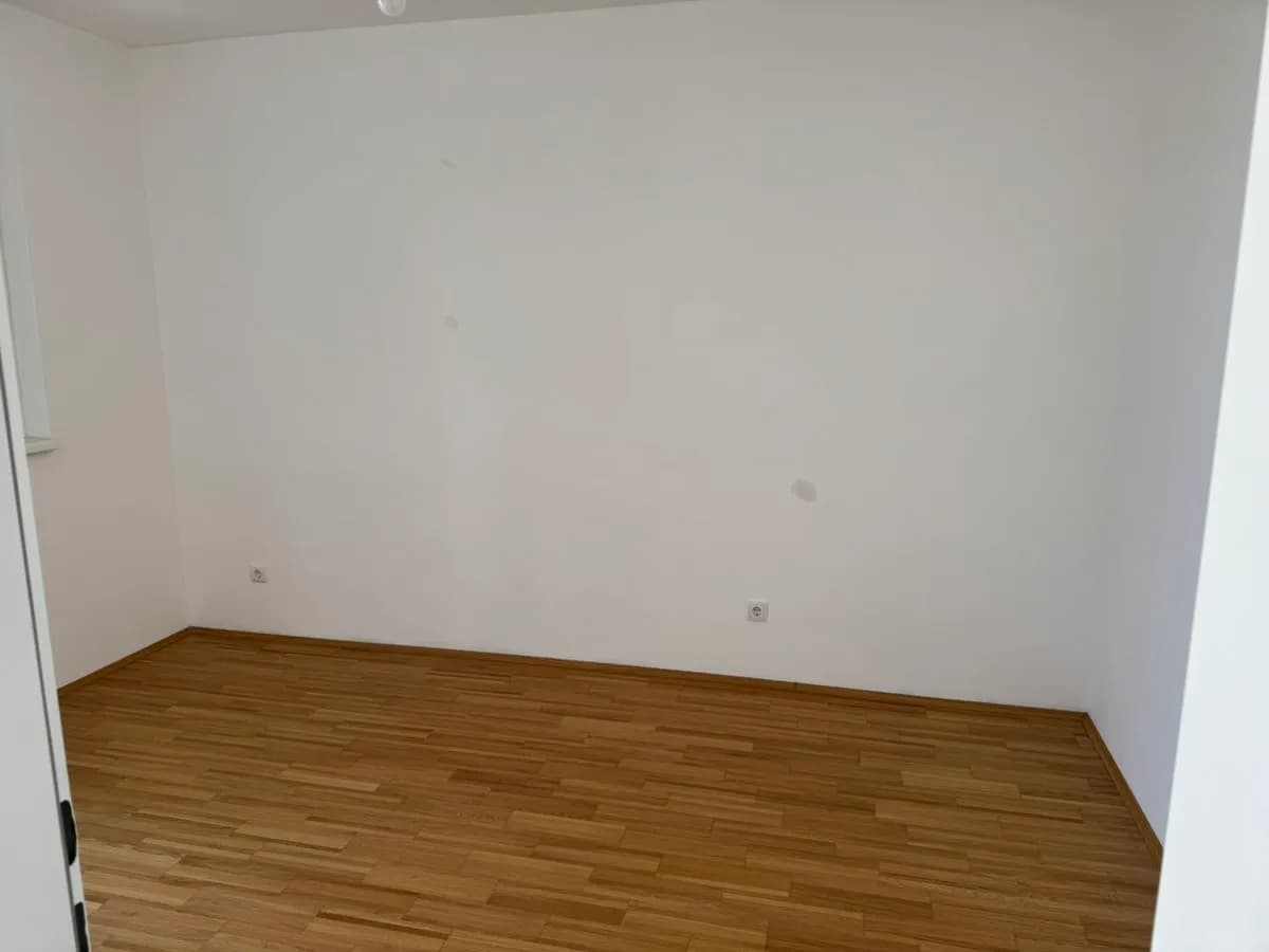 2-Zimmer-Wohnung mieten in Baden – 55 m², € 960 – Bild 4 von 8