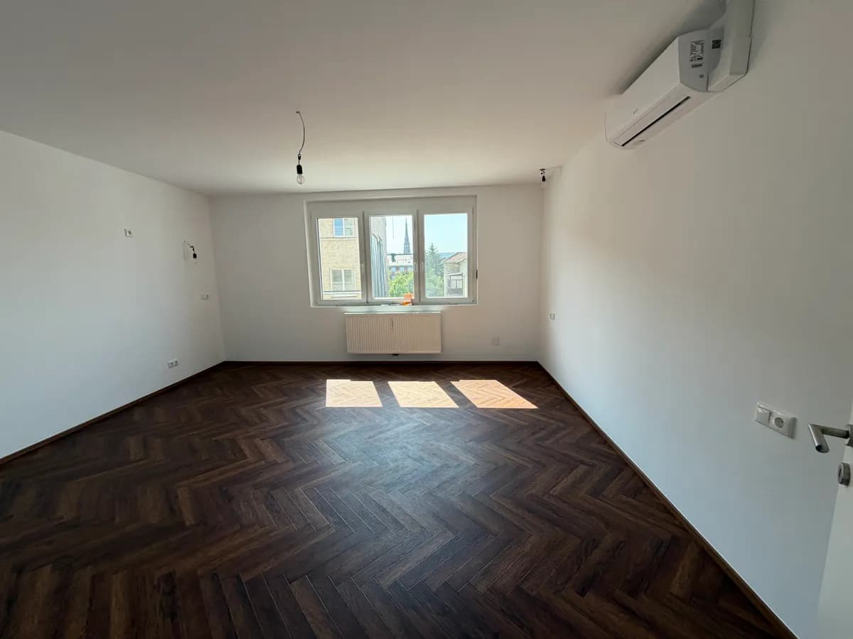 2-Zimmer-Wohnung mieten in Linz – 62 m², € 969 – Bild 2 von 5