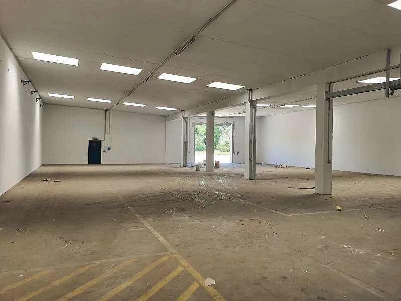 Gewerbeimmobilie mieten in Bruck an der Leitha – 17 000 m², € 5 – Bild 2 von 18