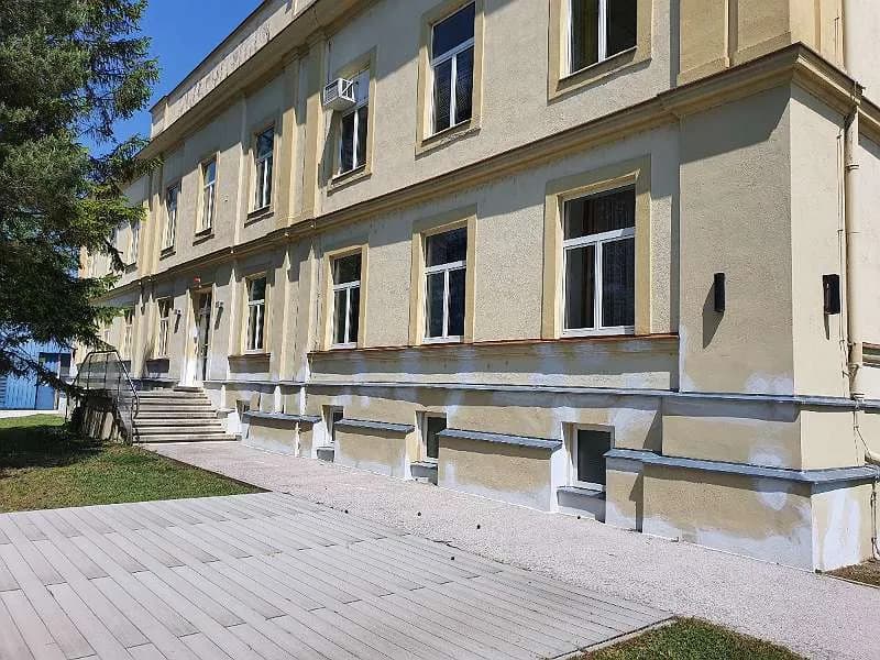 Gewerbeimmobilie mieten in Bruck an der Leitha – 17 000 m², € 5 – Bild 4 von 18