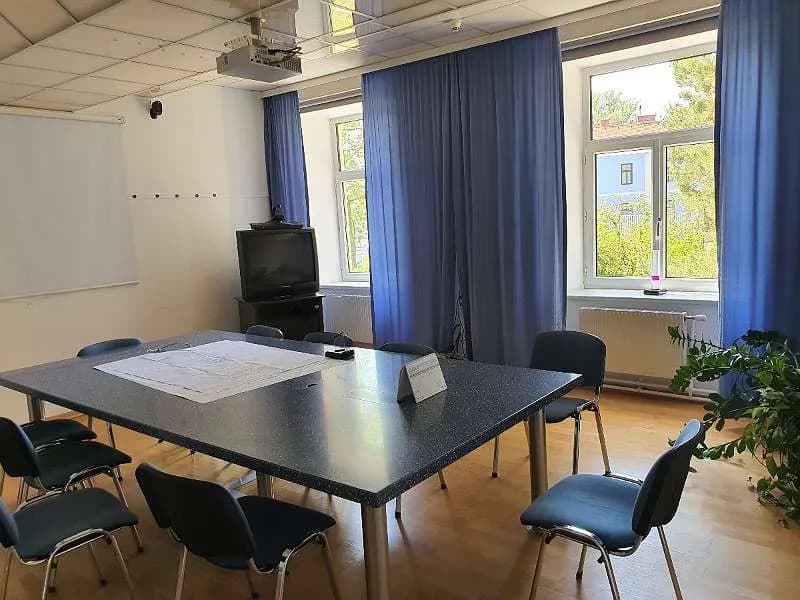 Gewerbeimmobilie mieten in Bruck an der Leitha – 17 000 m², € 5 – Bild 12 von 18