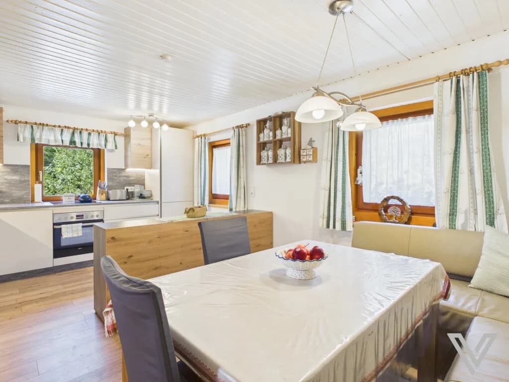 4-Zimmer-Haus kaufen in Zell am See – 192 m², € 349.000 – Bild 9 von 29