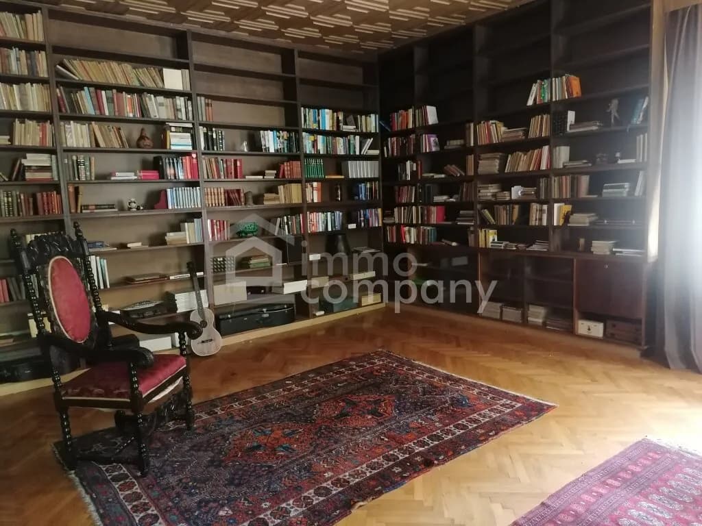 Haus kaufen in Neunkirchen – 750 m², € 550.000 – Bild 2 von 8