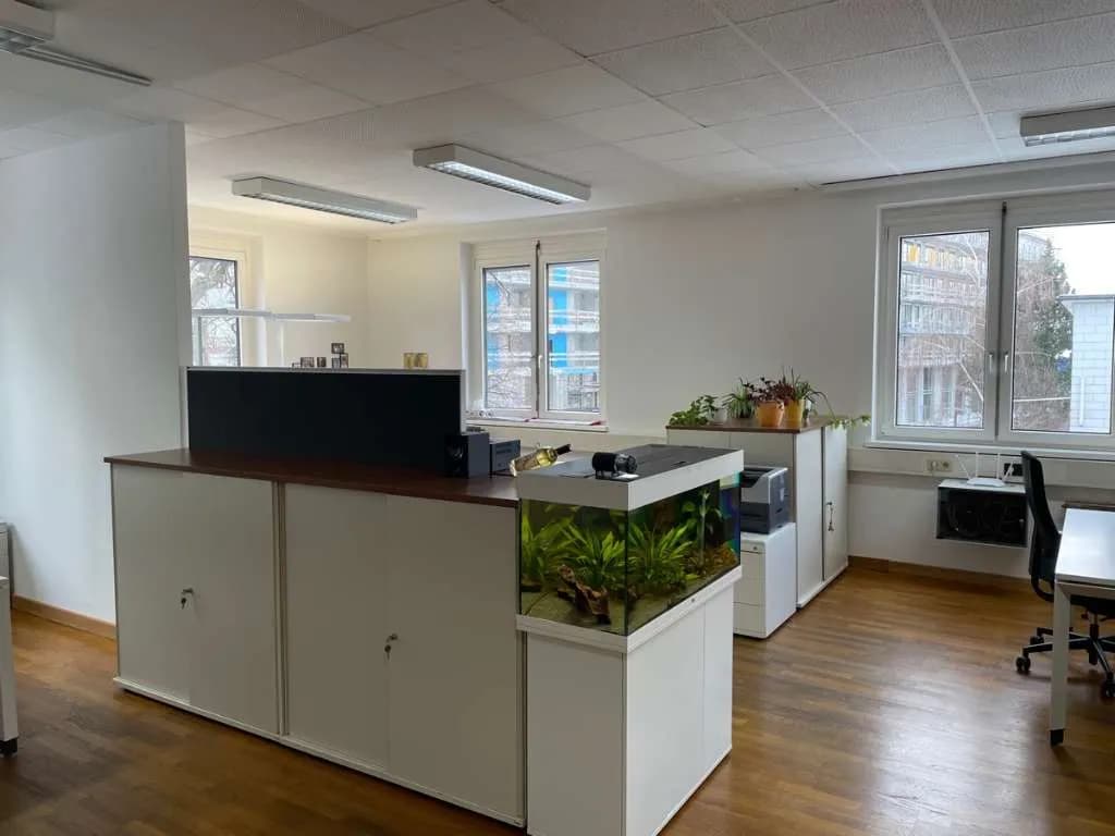 1-Zimmer-Gewerbeimmobilie mieten in Wien – 23 m², € 160 – Bild 3 von 12