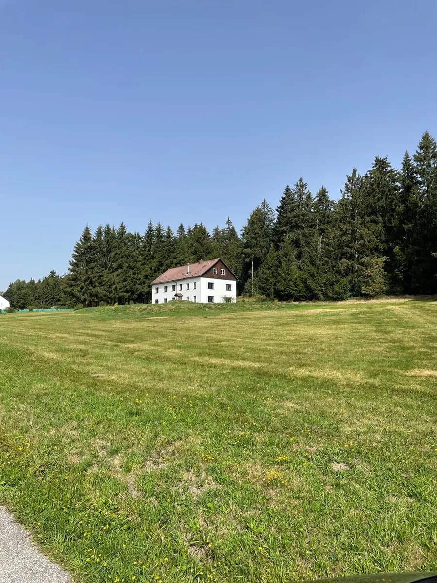 8-Zimmer-Haus mieten in Rohrbach – 240 m², € 1.500 – Bild 3 von 18
