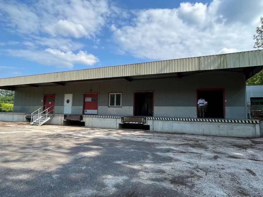 Gewerbeimmobilie mieten in Wiener Neustadt Land – 3 350 m², € 5 – Bild 11 von 16