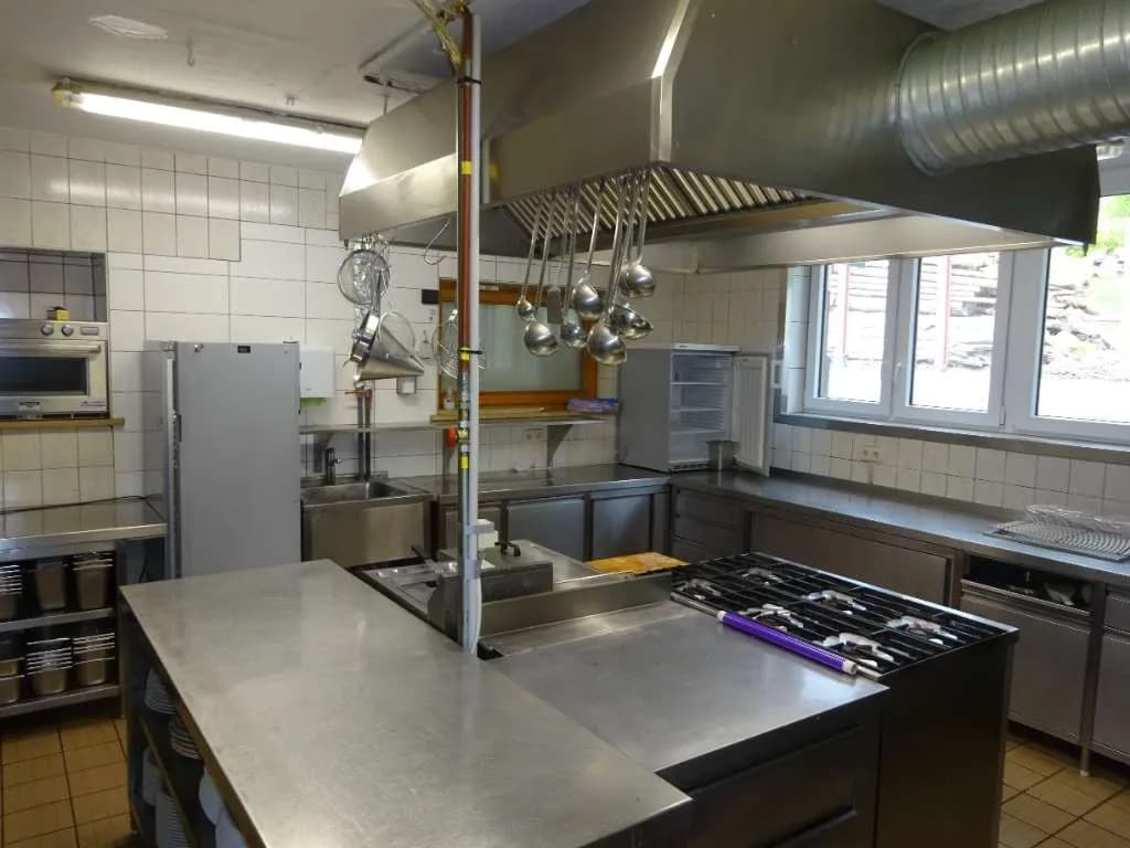 Gewerbeimmobilie mieten in Liezen – 600 m², € 3 – Bild 7 von 13