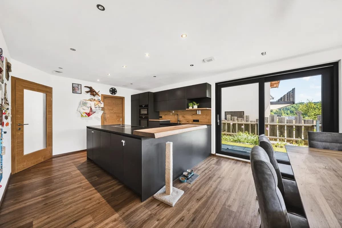 5-Zimmer-Haus kaufen in Kitzbühel – 153 m², € 954.000 – Bild 2 von 25