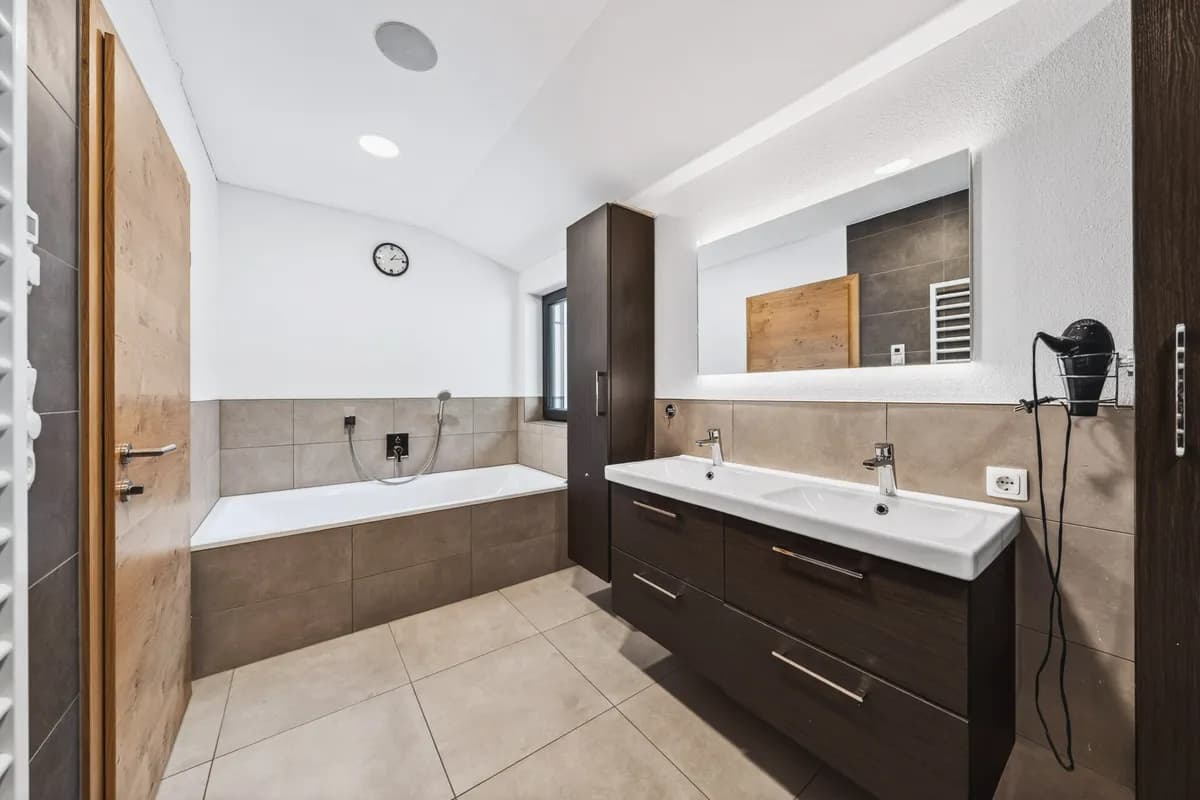 5-Zimmer-Haus kaufen in Kitzbühel – 153 m², € 954.000 – Bild 10 von 25