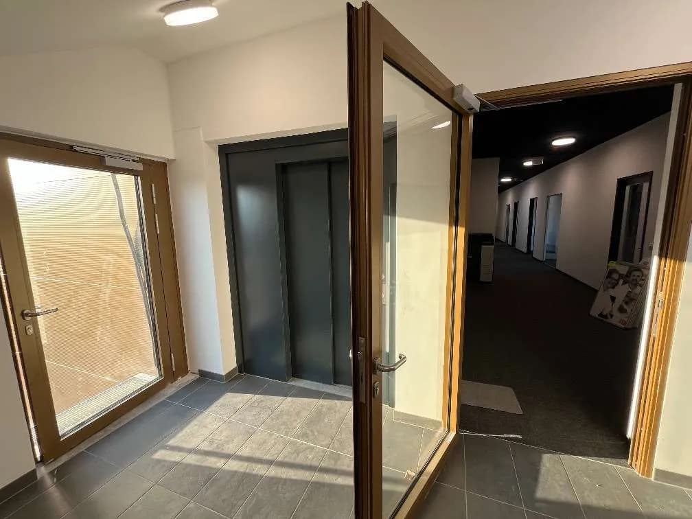 Immobilie mieten in Baden – 12 500 m² – Bild 9 von 11