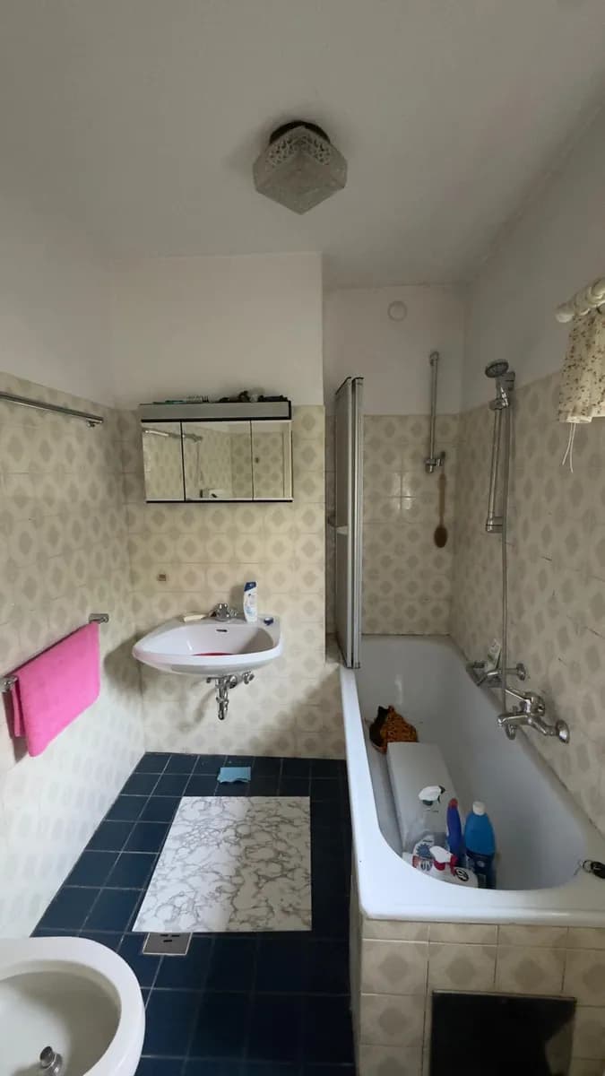5-Zimmer-Haus kaufen in Vöcklabruck – 157 m², € 240.000 – Bild 7 von 13